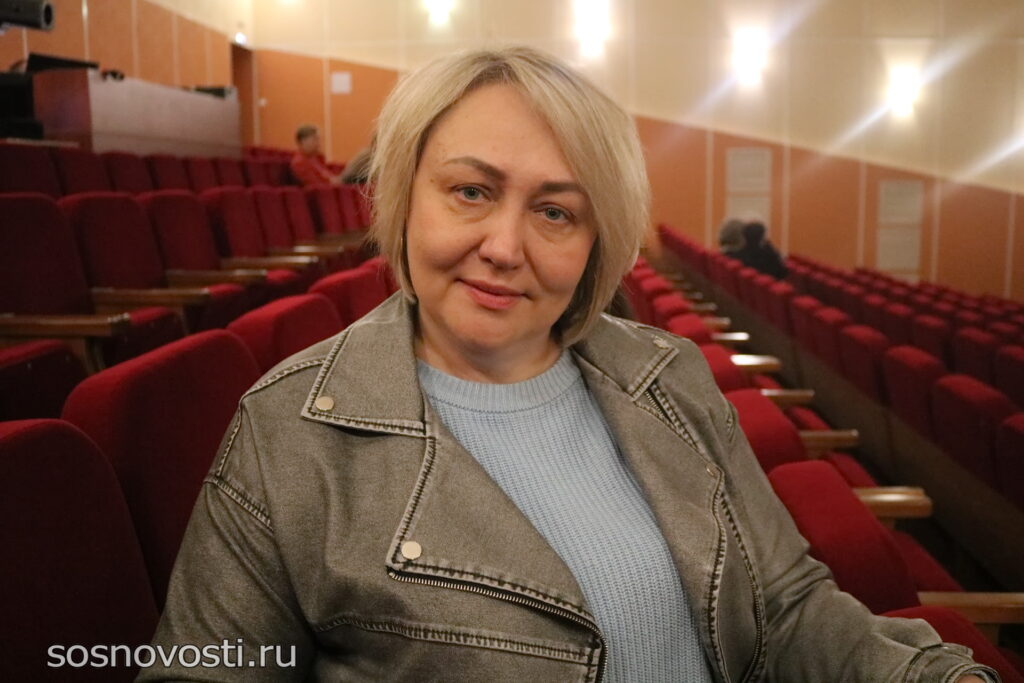 В Долгодеревенском прошел финал областного конкурса «Песня не знает границ»