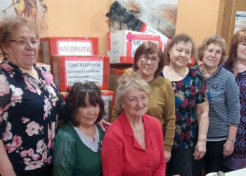 Волонтеры из Рощино вместе с посылками отправили бойцам чеснок