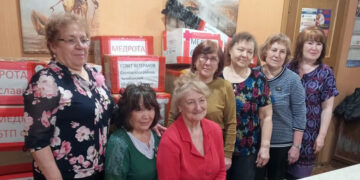 Волонтеры из Рощино вместе с посылками отправили бойцам чеснок