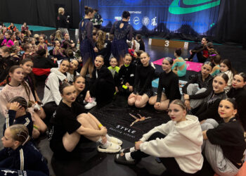 Рощинские чирлидеры выступили на всероссийских соревнованиях