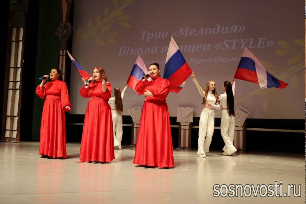 Представители местного самоуправления получили награды в свой профессиональный праздник