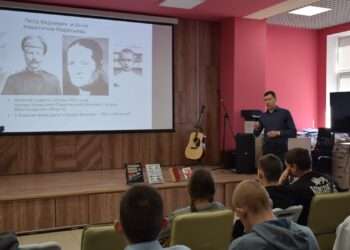 Сосновские студенты узнали о судьбе лётчика Алексея Маресьева