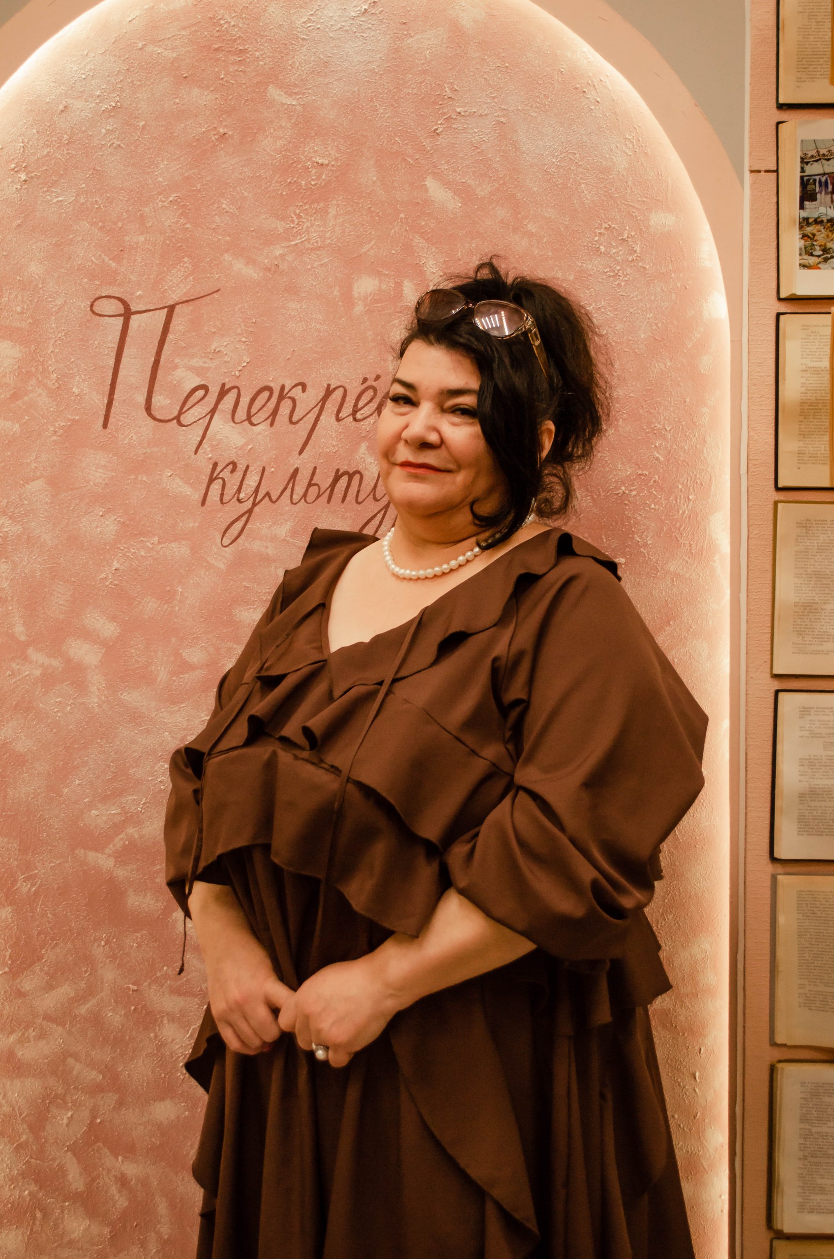 «Перекрёсток культур»: в Саргазинском клубе знакомились с книгами народов России