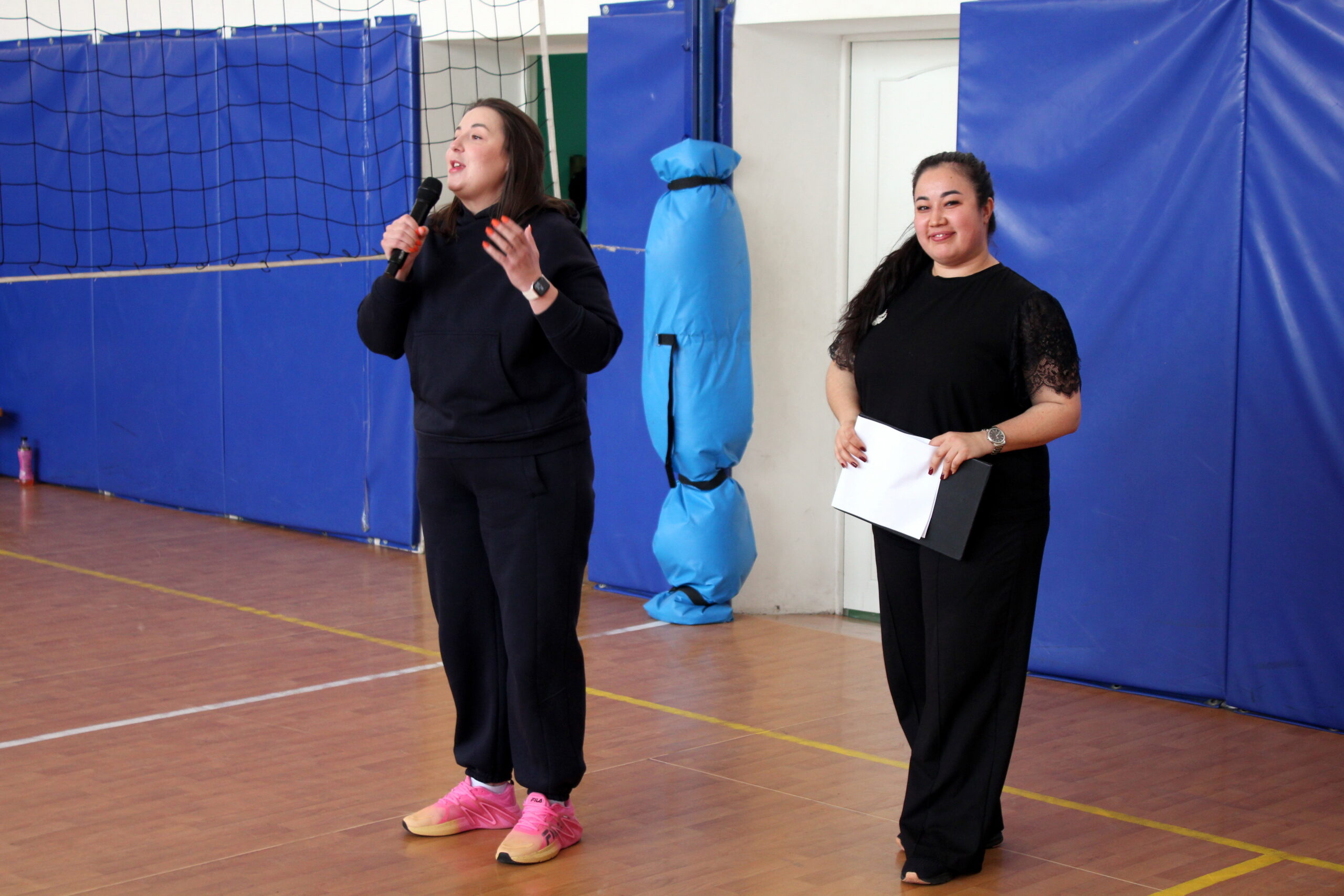 Сосновские педагоги встретились на волейбольной турнире
