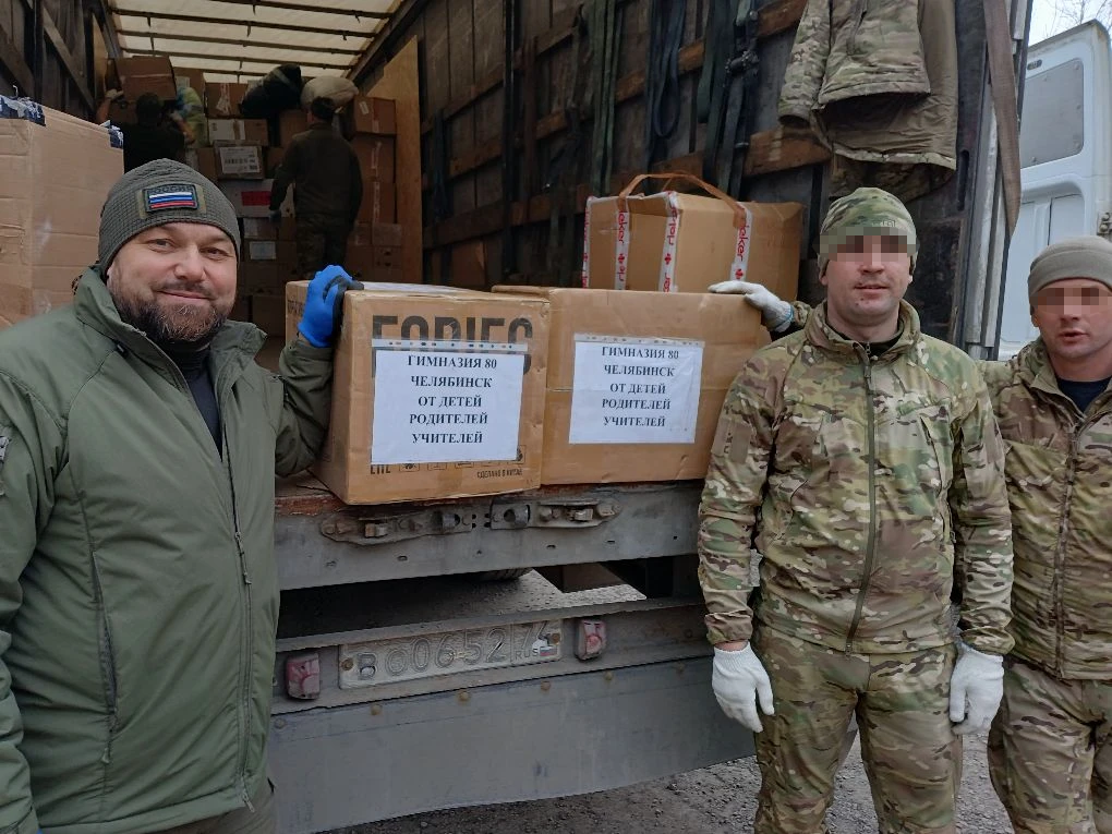 На фронт и в госпитали доставили грузы из Сосновского округа