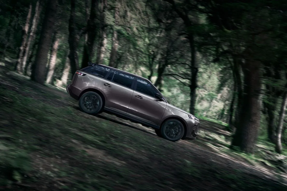 Jaecoo J6 или Range Rover Evoque: умный выбор без компромиссов