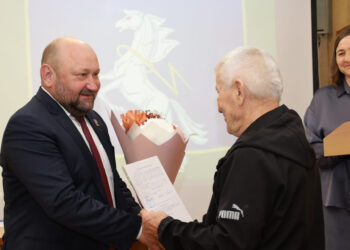 «Маяковцам» продолжают выдавать сертификаты на жилье