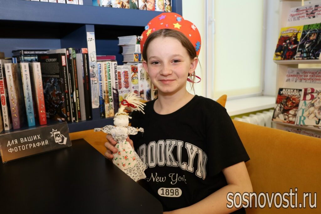 Что происходит в Центральной библиотеке села Долгодеревенского этой ночью?