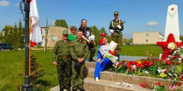 На том же месте в тот же час: как в Томинском появился обелиск и сквер Победы