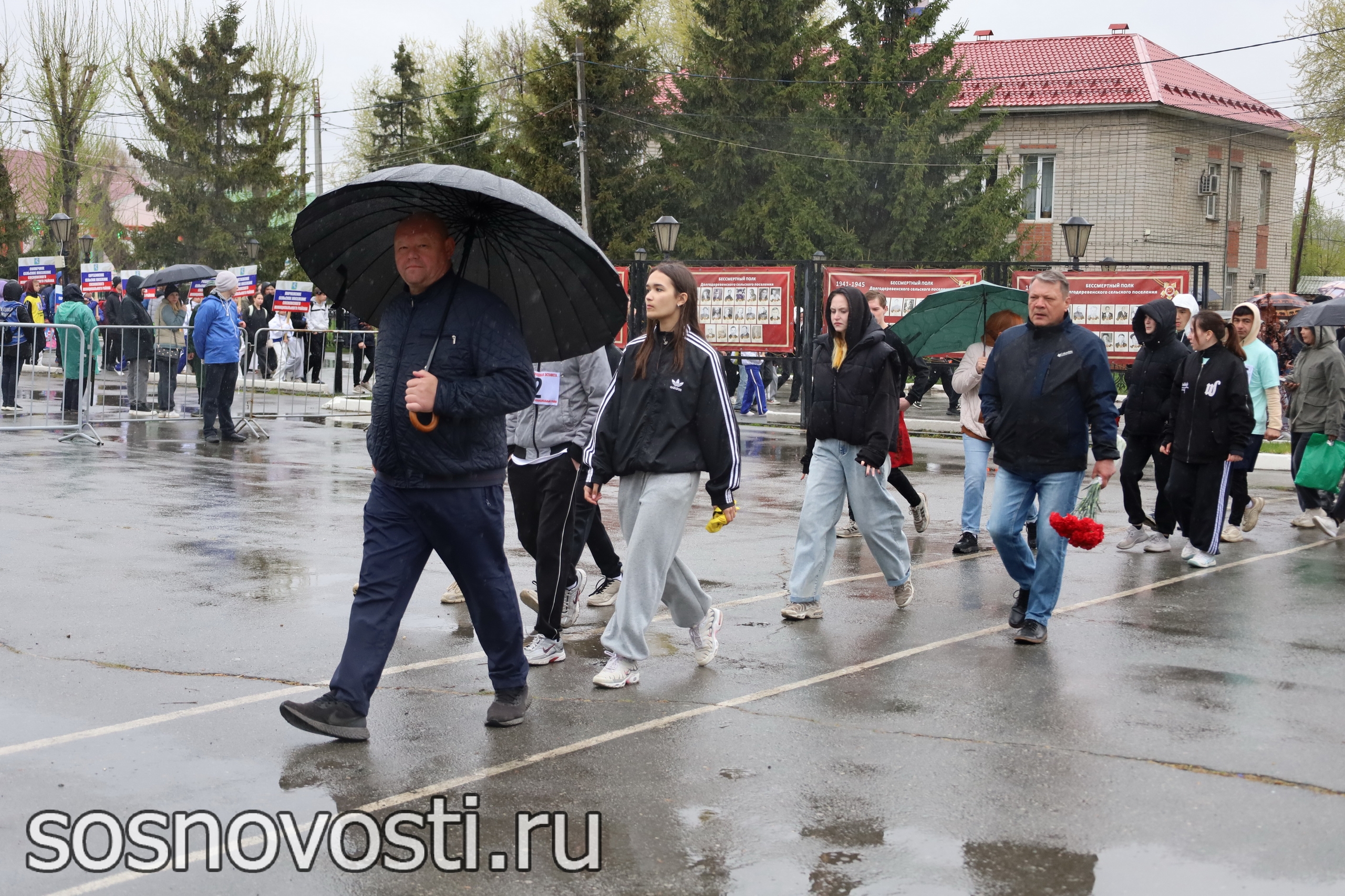 В Сосновском округе прошла традиционная легкоатлетическая эстафета