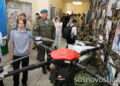 В Долгодеревенскую школу десантники привезли передвижную выставку