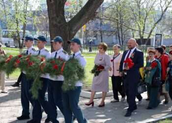 Поздравление с Днем Победы для жителей Сосновского округа