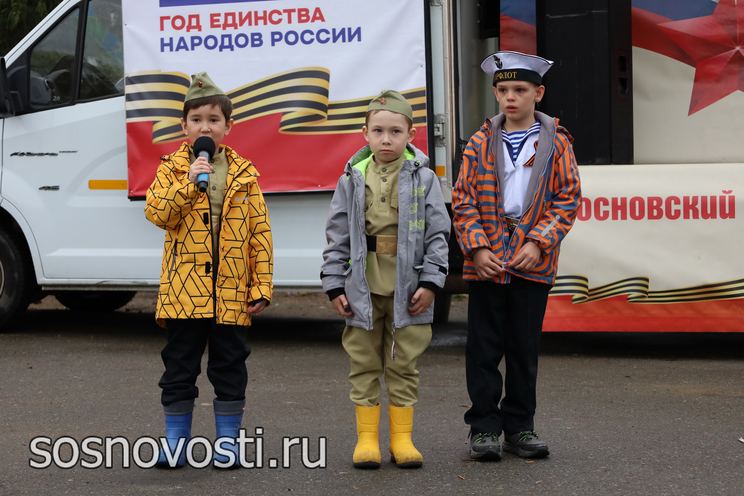 В Долгодеревенском прошла акция «Мы о войне стихами говорим»