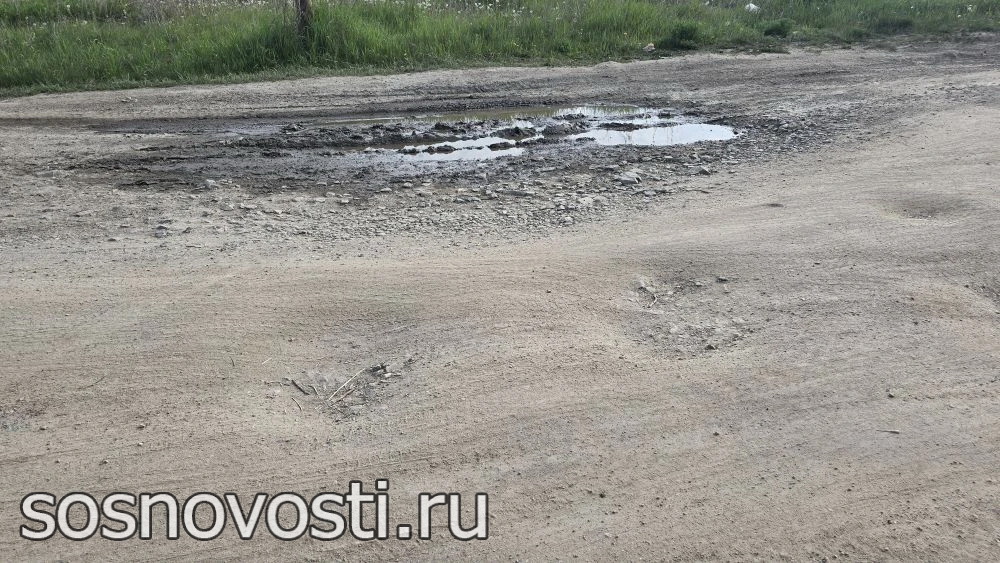 В Сосновском округе ремонтируют и выравнивают сельские улицы