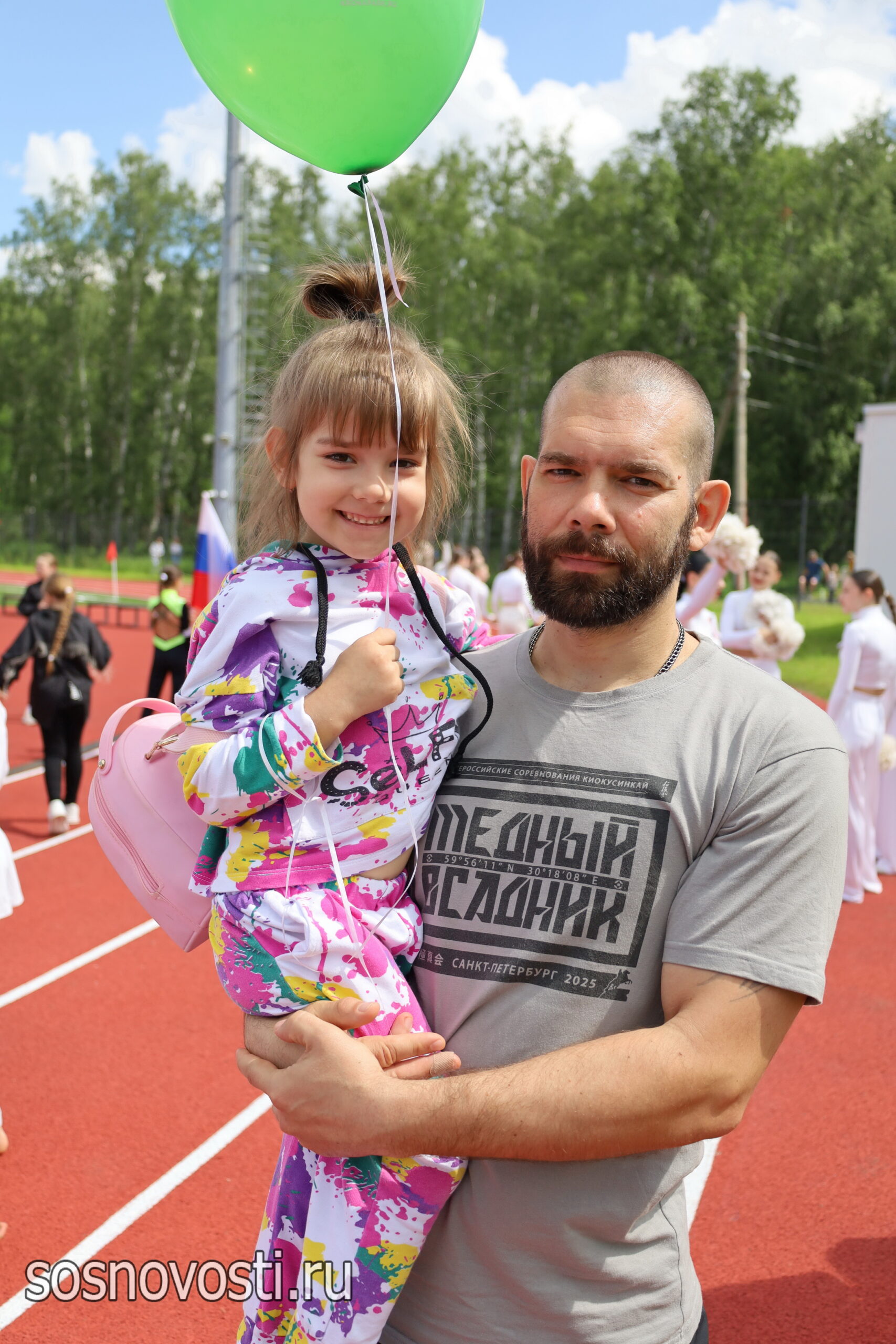 От замысла до триумфа: в Рощино открылся стадион имени Людмилы Ефимовой