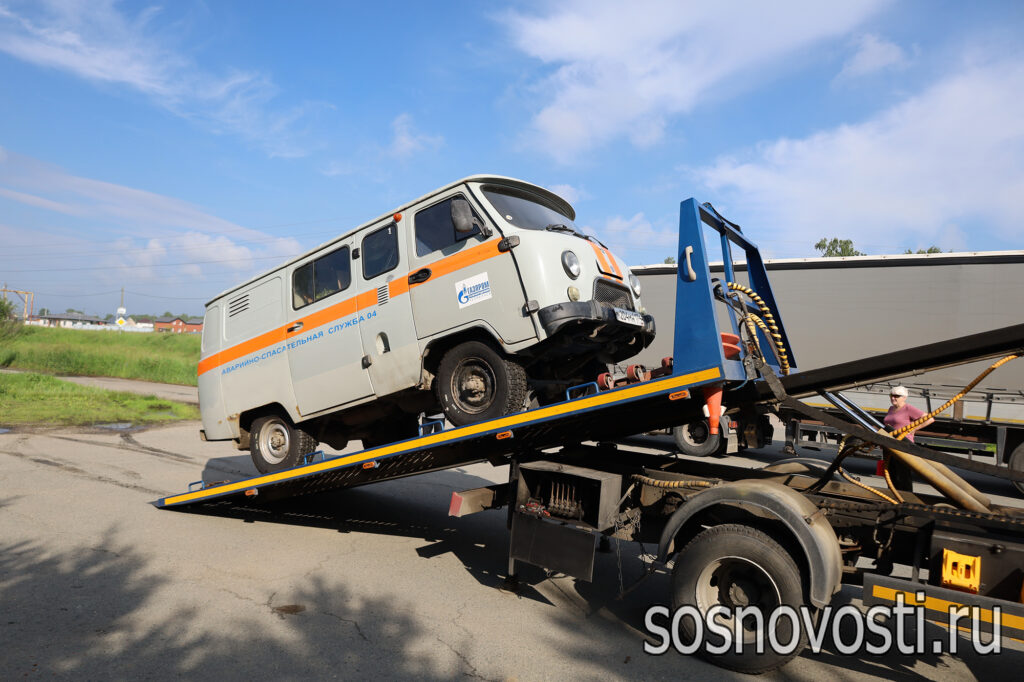 Из Долгодеревенского отправили гуманитарную помощь для медиков и бойцов