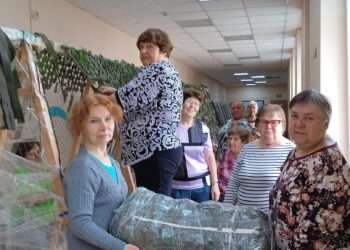 В Есаульском взрослые и дети помогают фронту
