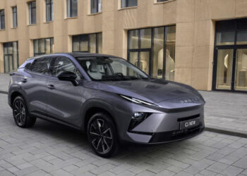 Новый OMODA C5 в «Сильвер»: анонс, цена, трейд-ин и главные преимущества