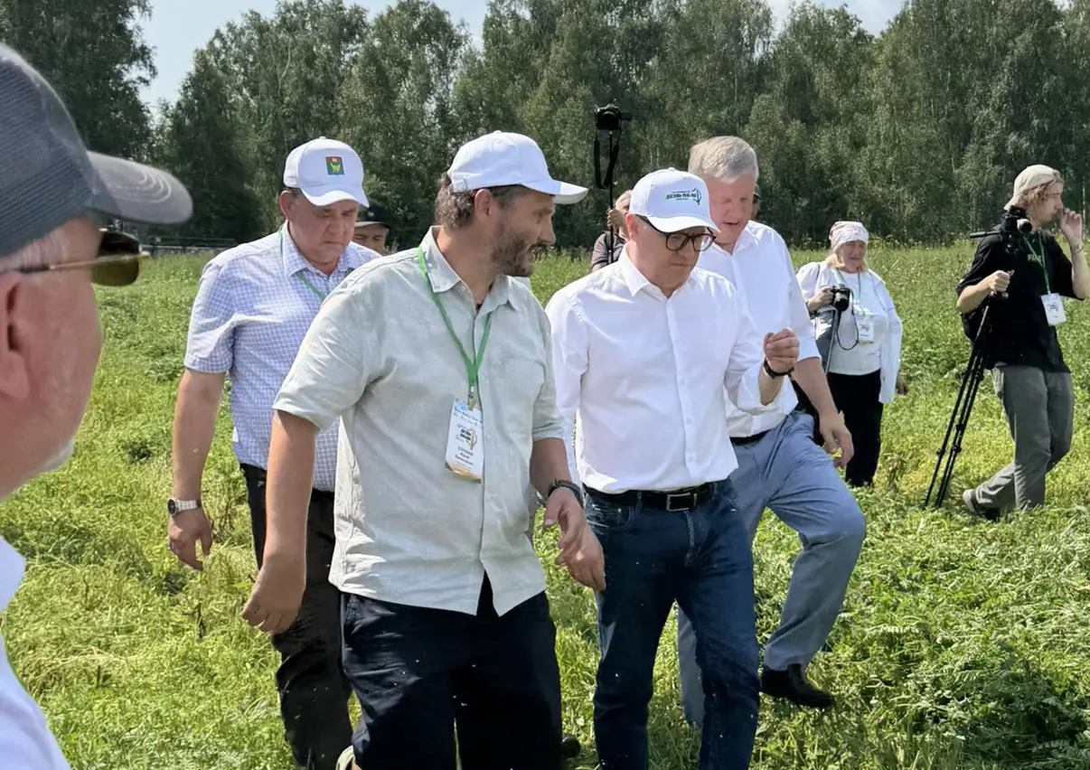Сосновские фермеры принимают участие в областной агровыставке «День поля»
