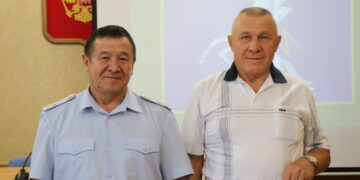 Сотрудников и ветеранов ГАИ отметили к юбилею службы