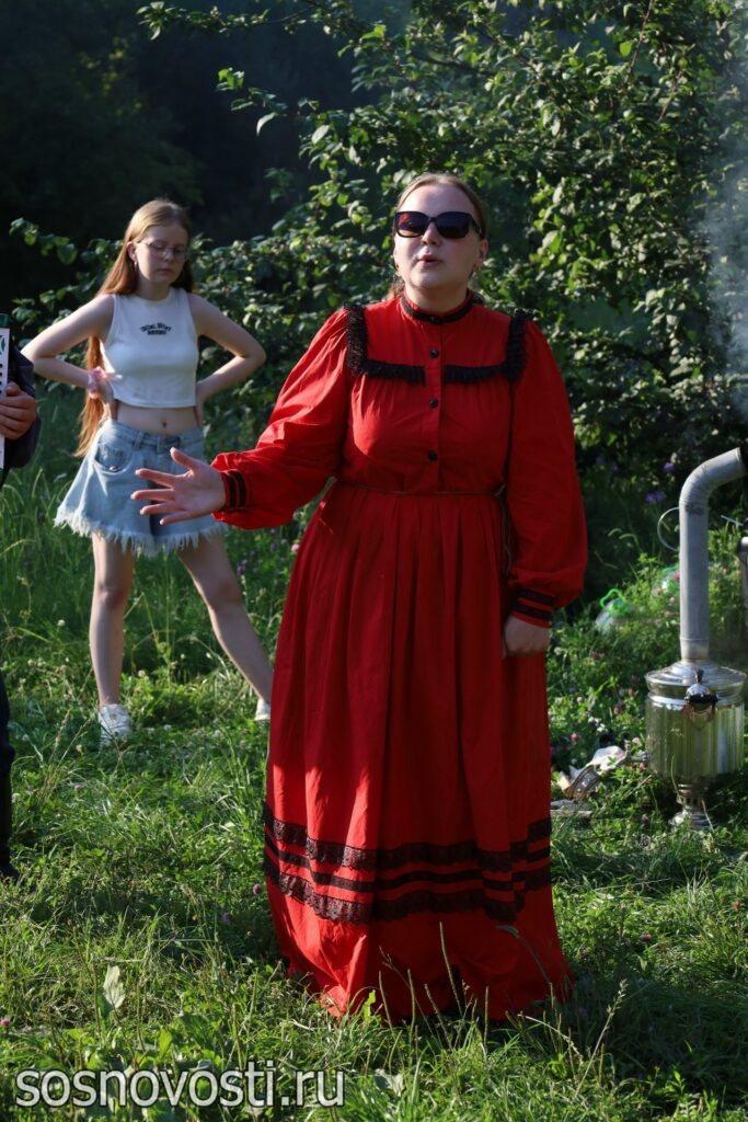 На Ивана Купалу жители Рощино встретились у речки
