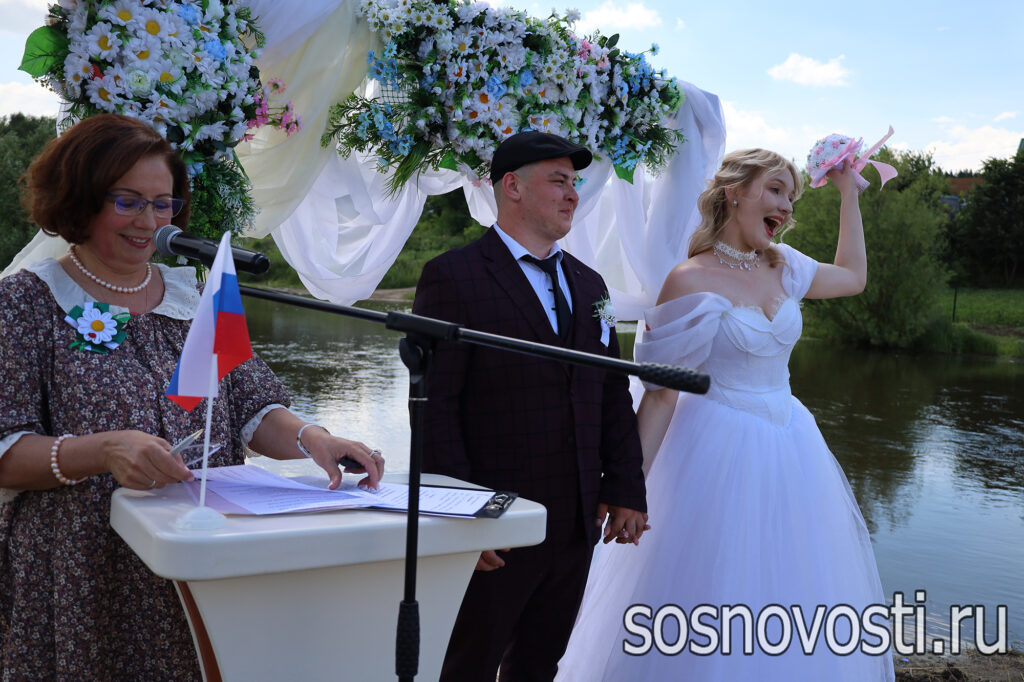 От Петра и Февронии до наших дней. В Долгодеревенском отметили День семьи на Зюзелге