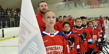 От мечты к реальности: в Садовом открылась Академия хоккея «Красная машина»