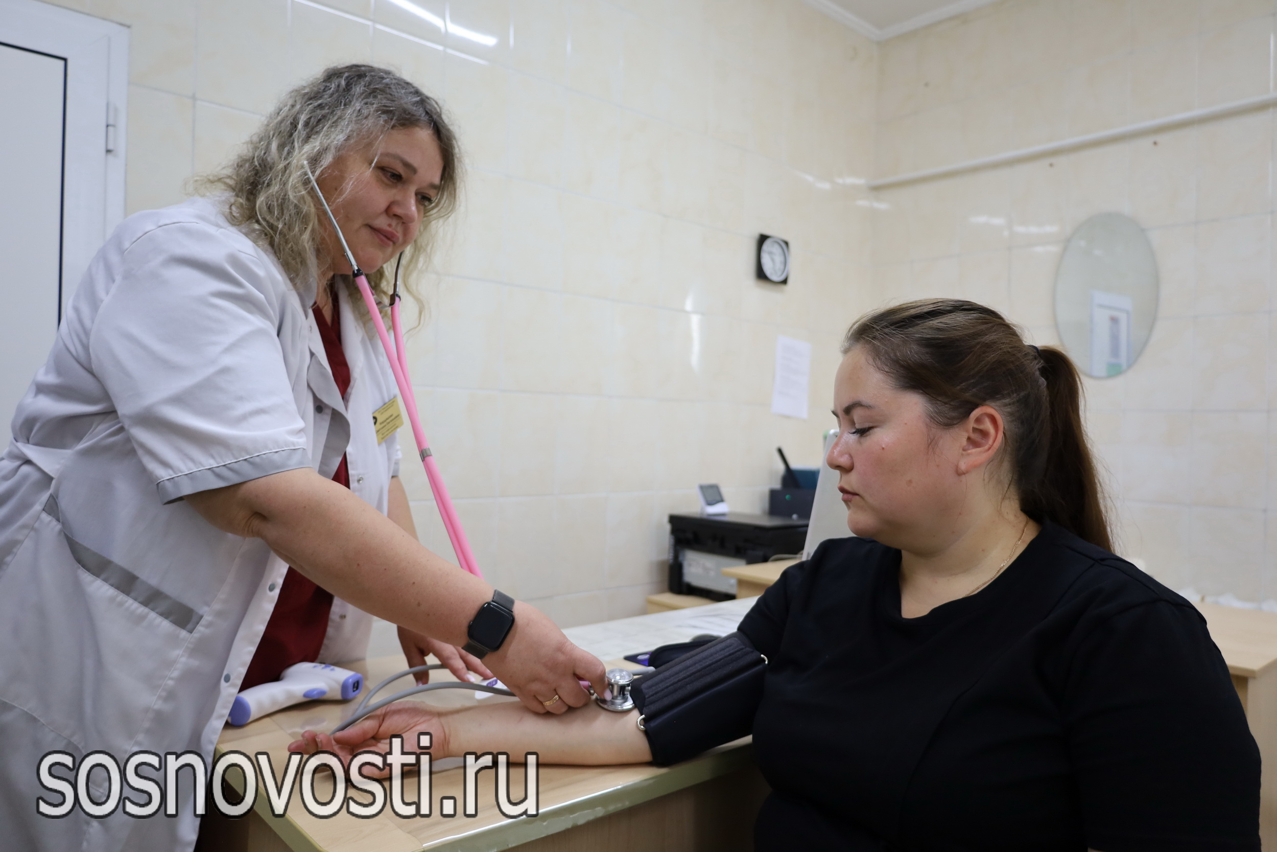 Врачи в Сосновском округе находят работу и дом
