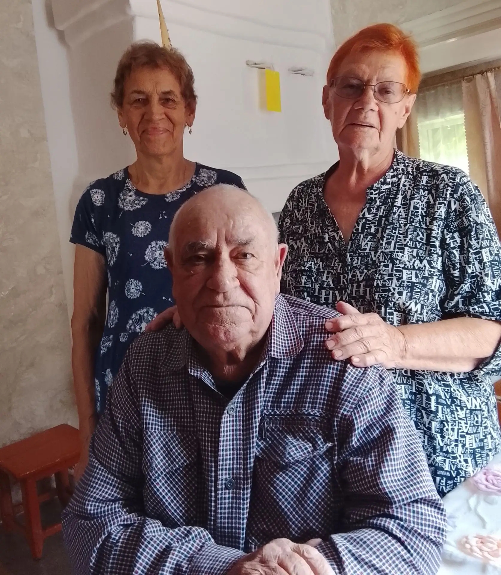 Односельчане поздравили с юбилеем Наталия Егоровича Дымкова