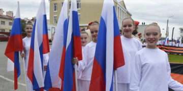Сегодня – День Государственного флага России
