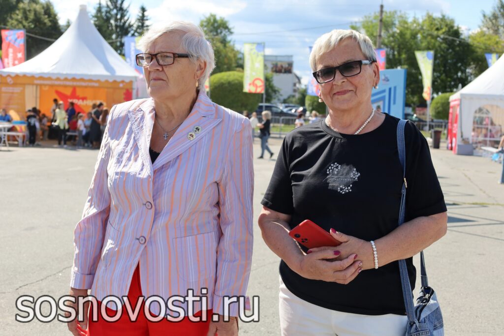 Сосновцам вручили знаки отличия ГТО