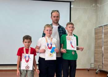 Сосновский спортсмен стал призером Школьной лиги шашек