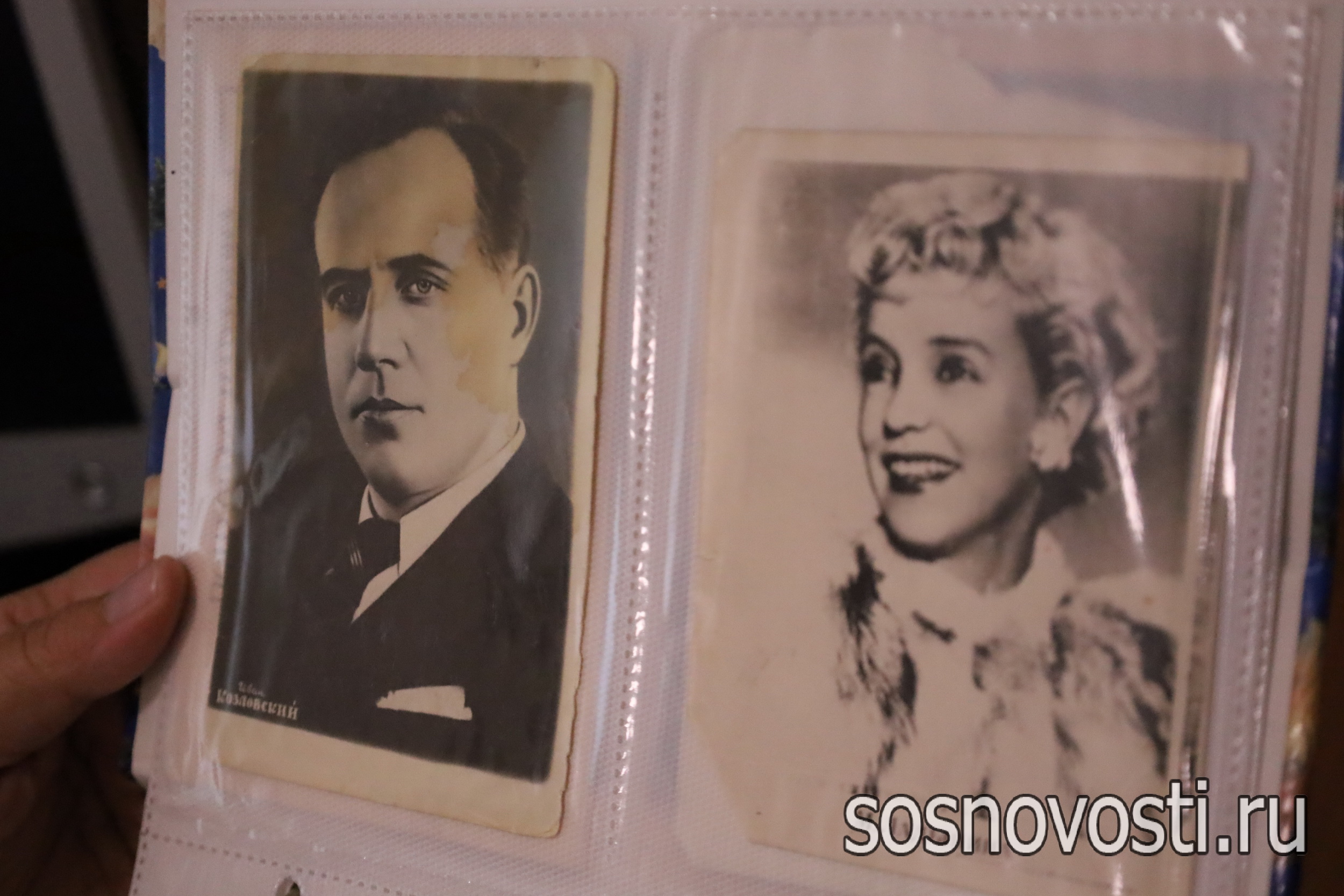 Жительница Долгодеревенского хранит коллекцию фотографий артистов прошлого века