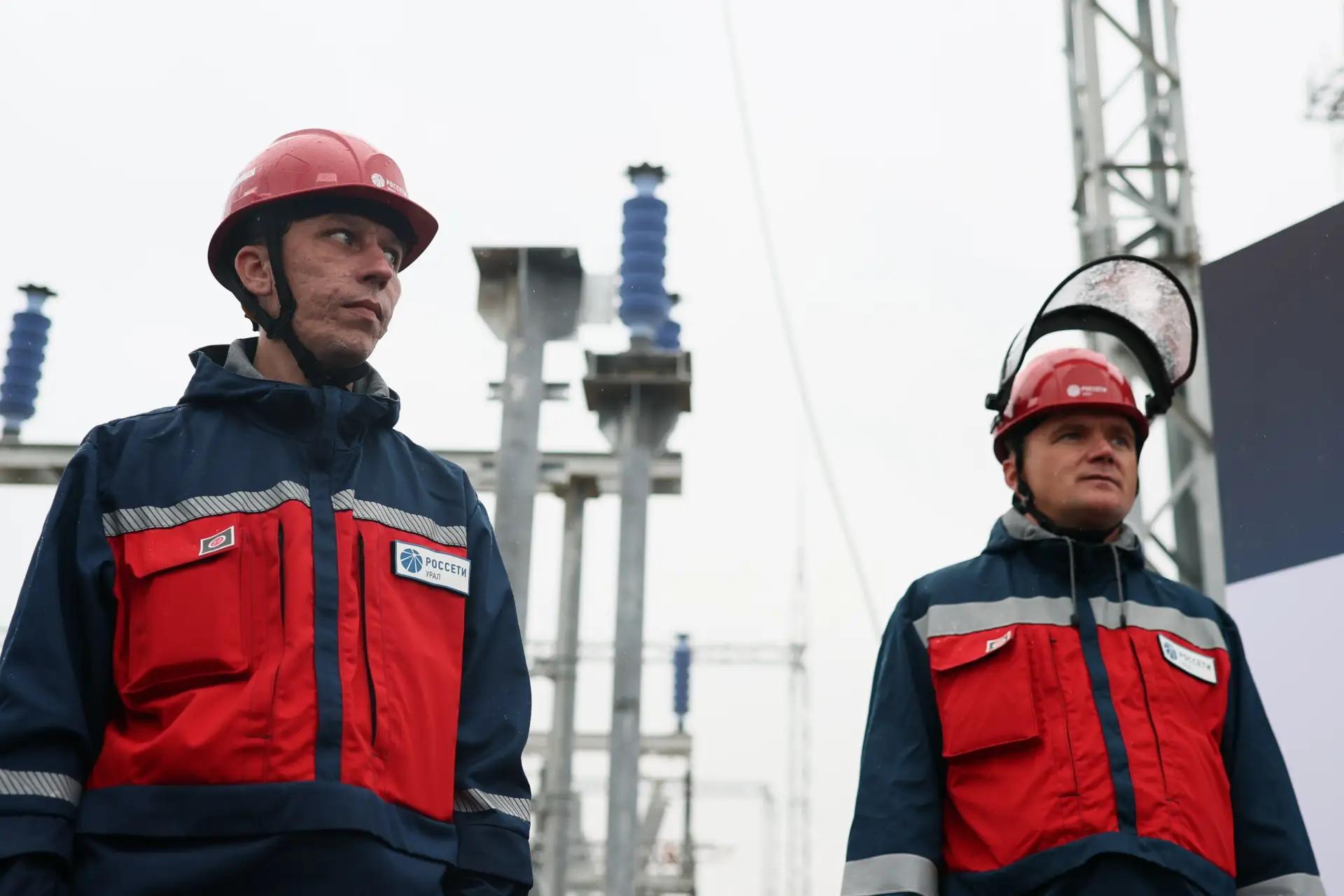 Чтобы зимой было тепло и светло: в Сосновском округе достроили газопровод и скоро запустят подстанцию