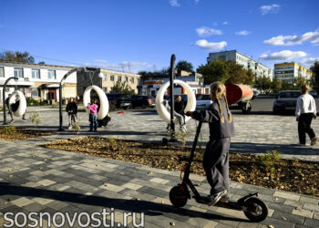 Площадь Победы в Долгодеревенском: ждём, когда зазеленеет и засветится