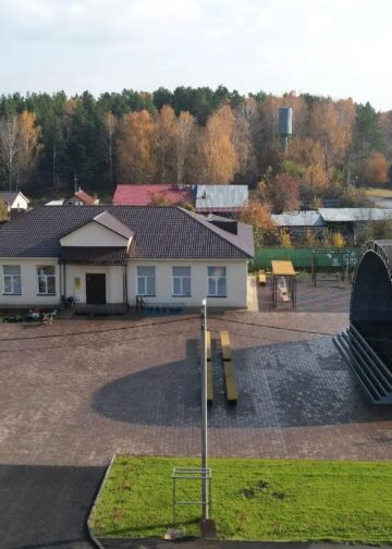 В Саргазах создали современное пространство около Дома культуры